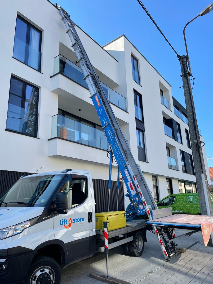 Mastconstructie van de verhuislift van dichtbij